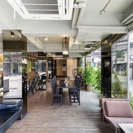 Ton Aor Place Hotel Bangkok Exterior foto